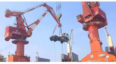 Sinotruk Howo 6x4 Tractor Truck will be sent to Philippines Manila