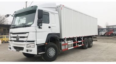 Sinotruk Howo 6X4 Cargo Van Truck will be sent to Philippines 