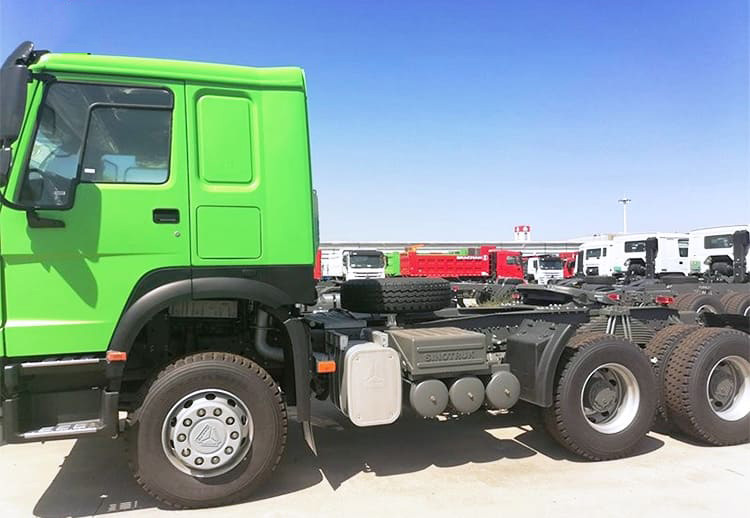 6x4 howo truck head (1)