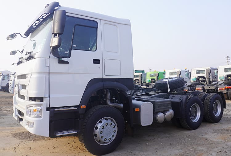 howo 6×4 tractor