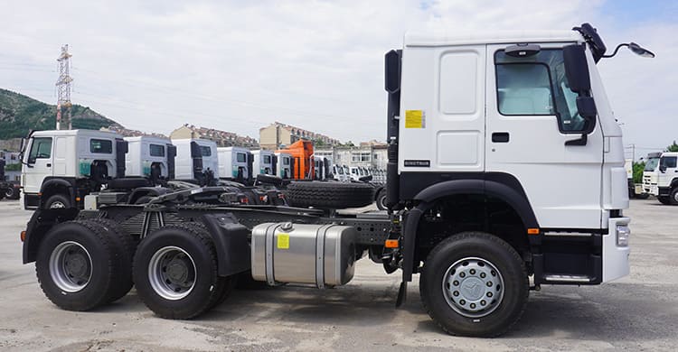 Sinotruk Howo 380 Tractor Head Price for Sale in Philipppines 