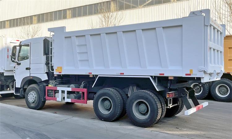 Howo A7 Dump Truck | 2021 Howo Sinotruk 6x4 371 Dump Truck for Sale