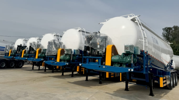 3 Axle 50 Ton Cement Bulker Truck Price for Sale In Ghana Accra